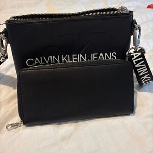 Calvin Klein Jeans Black Zip Pouch